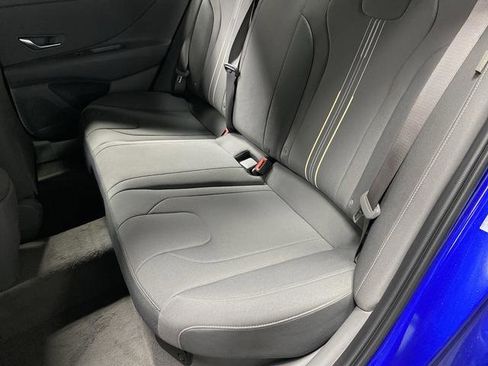 New 2025 Hyundai Elantra SEL image 27