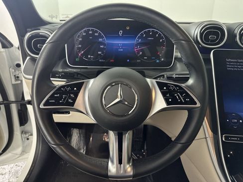 Used 2025 Mercedes-Benz C 300 Sedan image 18