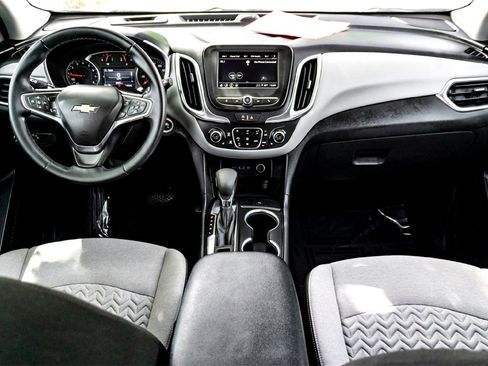 Used 2024 Chevrolet Equinox LT image 29