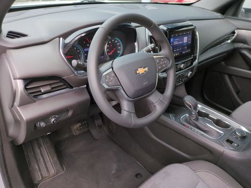 Certified 2023 Chevrolet Traverse LT image 10