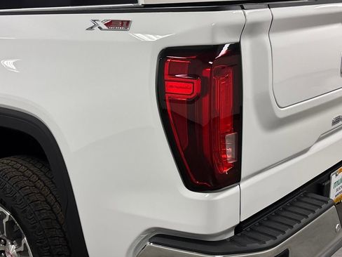 New 2026 GMC Sierra 1500 SLT w/ SLT Convenience Package AWD/4WD image 14