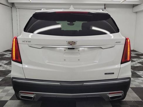 Used 2022 Cadillac XT5 Premium Luxury w/ Technology Package FWD image 5