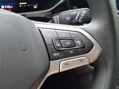 Used 2022 Volkswagen Taos S image 27