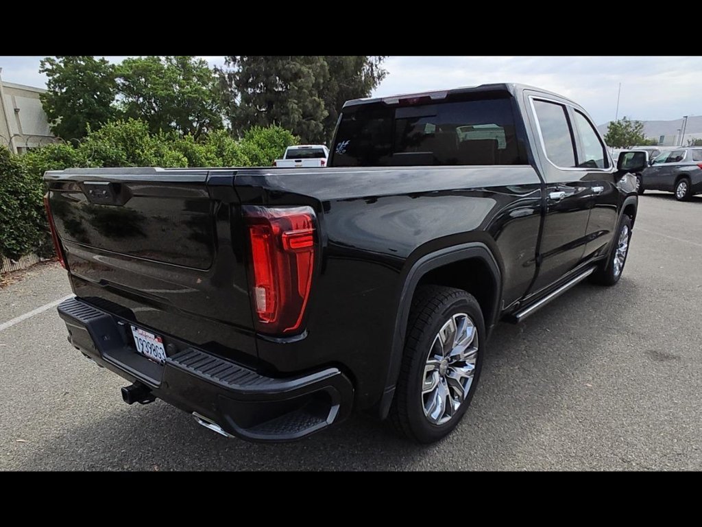 Used 2023 GMC Sierra 1500 Denali w/ Denali Reserve Package AWD/4WD image 8
