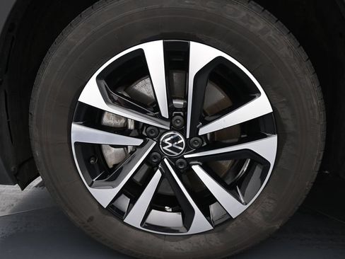 Used 2024 Volkswagen Tiguan S FWD image 14