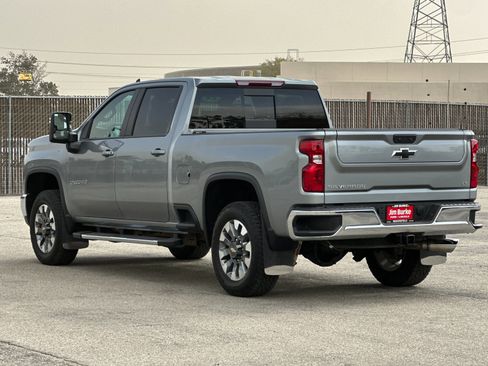 Used 2024 Chevrolet Silverado 2500 LT image 6