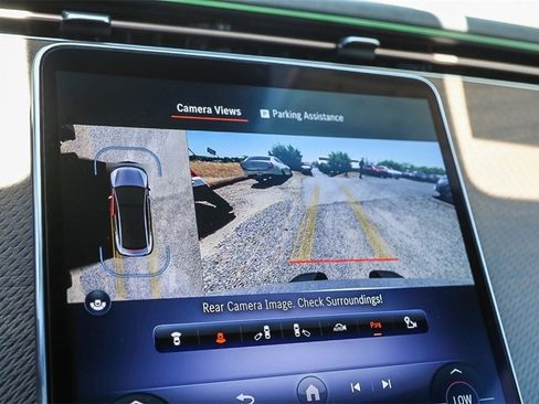 Used 2023 Mercedes-Benz EQE 500 4MATIC Sedan image 25