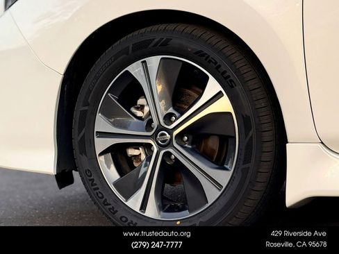 Used 2022 Nissan Leaf SV image 23