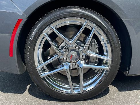 Used 2014 Chevrolet Corvette Stingray Convertible w/ 2LT Preferred Equipment Group image 29