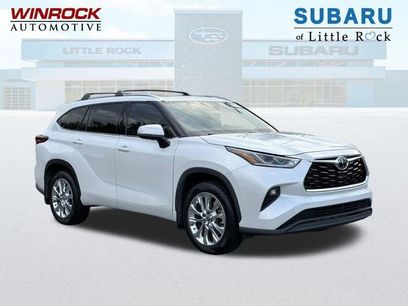 Used 2023 Toyota Highlander Limited