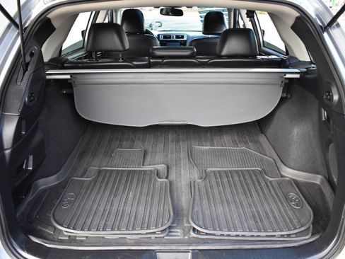 Used 2016 Subaru Outback 3.6R Limited image 43