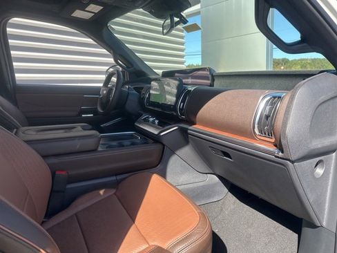 New 2025 Ford Expedition King Ranch image 37