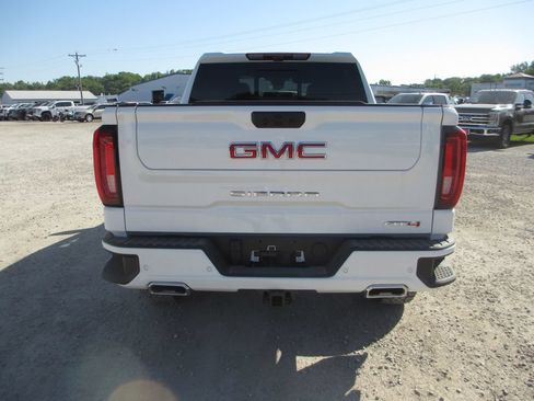 New 2026 GMC Sierra 1500 AT4 w/ AT4 Premium Package AWD/4WD image 7