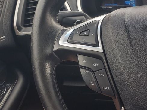 Used 2016 Ford Edge SEL w/ Equipment Group 201A AWD/4WD image 11