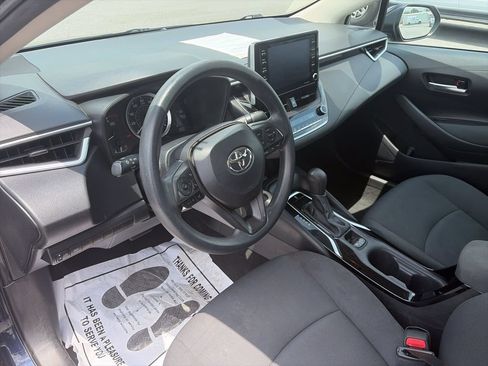 Used 2021 Toyota Corolla LE FWD image 11