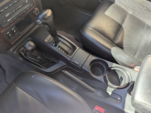 Used 2001 Nissan Pathfinder LE AWD/4WD image 20