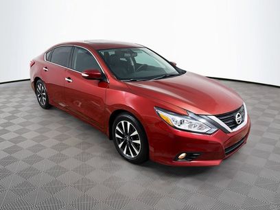 Used 2016 Nissan Altima 2.5 SL w/ Moonroof Package