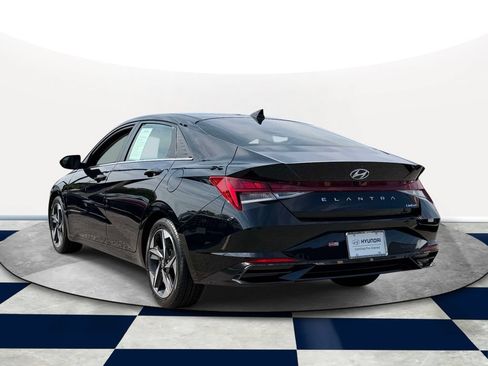 Used 2023 Hyundai Elantra Limited w/ Cargo Package FWD image 4