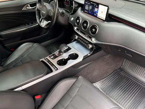 Certified 2023 Kia Stinger GT2 image 15