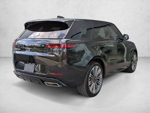 New 2026 Land Rover Range Rover Sport Dynamic SE AWD/4WD image 2