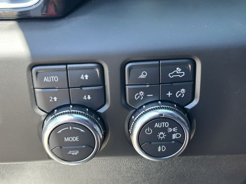 Certified 2023 GMC Sierra 1500 Denali w/ Denali Reserve Package AWD/4WD image 32