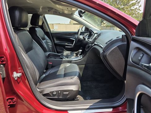 Used 2016 Buick Regal Premium AWD/4WD image 18