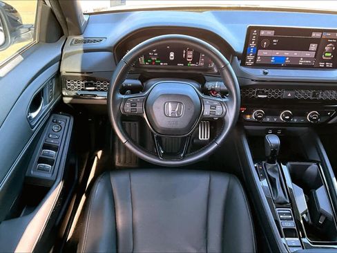 Used 2024 Honda Accord Sport image 5
