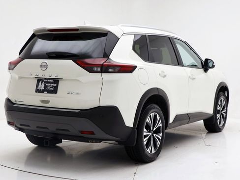 Used 2023 Nissan Rogue SV w/ SV Premium B Package AWD/4WD image 8