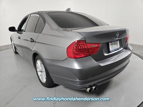 Used 2010 BMW 328i Sedan RWD image 4