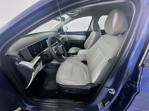 Used 2025 Hyundai Tucson SEL FWD image 13