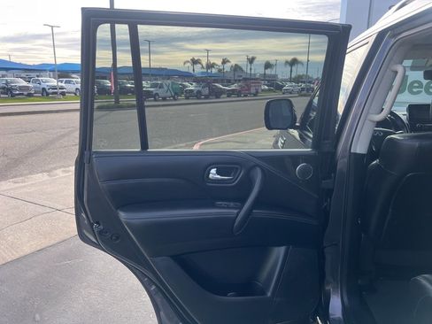 Used 2024 INFINITI QX80 Luxe image 29