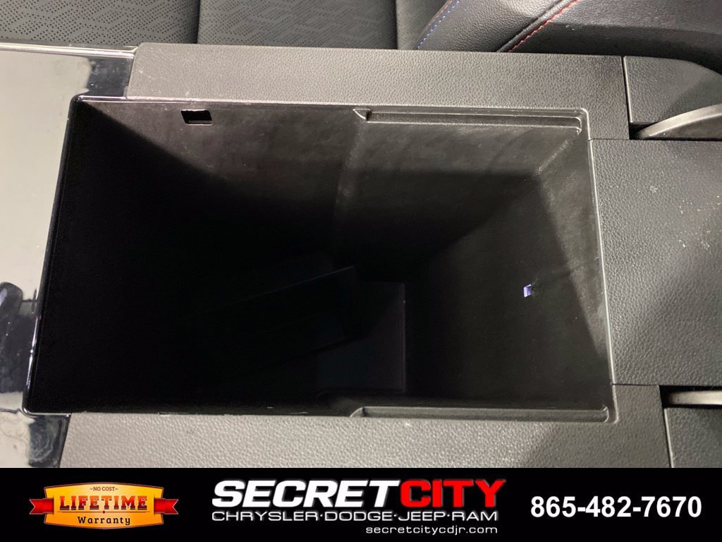 Used 2025 Chevrolet Equinox RS w/ Convenience Package III FWD image 23