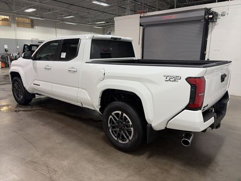New 2026 Toyota Tacoma TRD Sport image 5