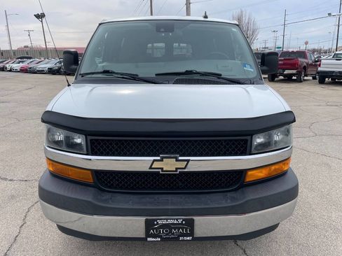 Used 2020 Chevrolet Express 3500 LT w/ LT Preferred Equipment Group image 9