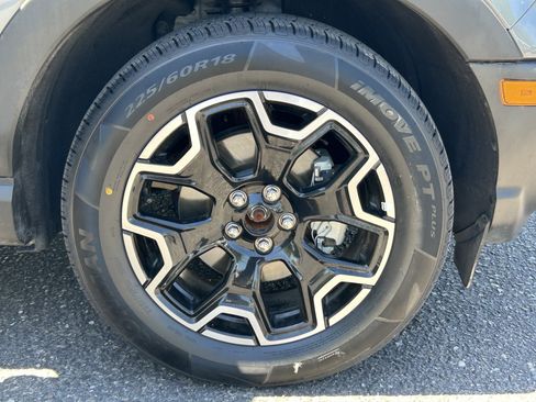 Used 2025 Ford Bronco Sport Outer Banks w/ Outer Banks Tech Package+ AWD/4WD image 7