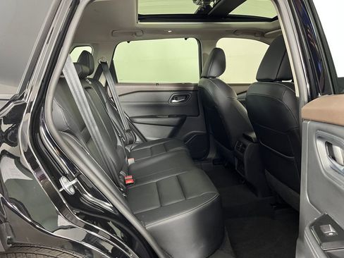 Used 2023 Nissan Rogue SL w/ SL Premium Package AWD/4WD image 15
