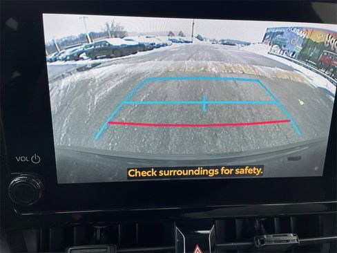 Used 2023 Toyota Corolla Cross L image 20