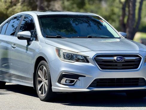 Used 2018 Subaru Legacy 2.5i Limited w/ Popular Package #2A image 3