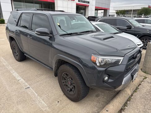 Used 2024 Toyota 4Runner TRD Off-Road Premium w/ Moonroof Package AWD/4WD image 2