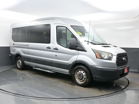 Used 2016 Ford Transit 350 XL image 8