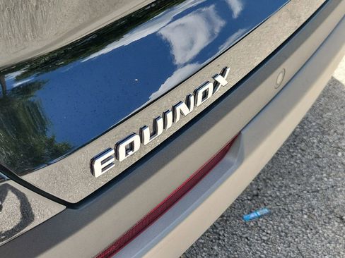 Used 2026 Chevrolet Equinox LT FWD image 6