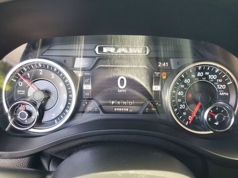Used 2021 RAM 1500 Big Horn RWD image 31