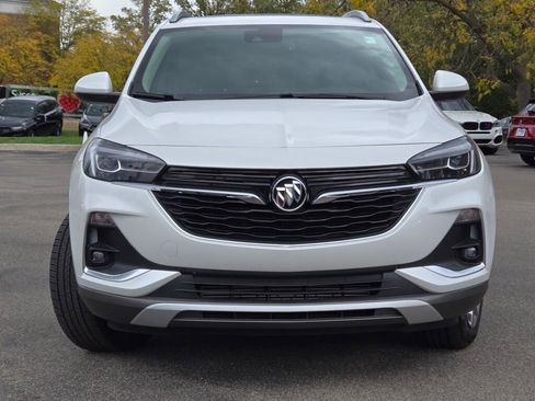 Used 2022 Buick Encore GX Essence w/ Experience Buick Package image 3