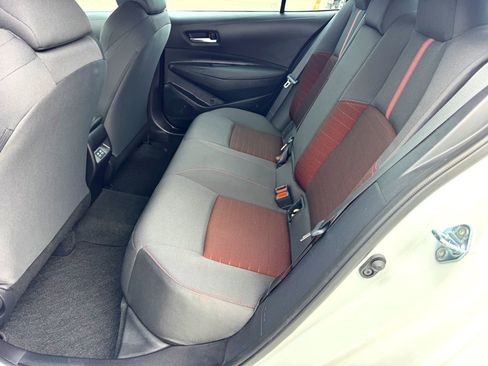 Used 2025 Toyota Corolla SE FWD image 16