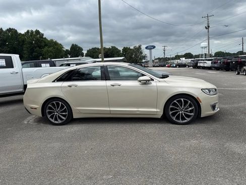 Used 2018 Lincoln MKZ Select w/ Technology Package AWD/4WD image 14