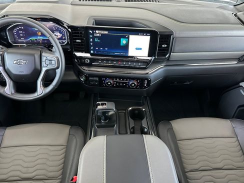 Used 2025 Chevrolet Silverado 1500 ZR2 w/ Technology Package image 16