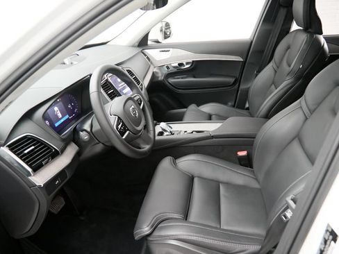 Certified 2024 Volvo XC90 B6 Ultimate AWD/4WD image 18