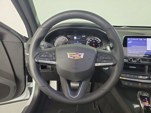 Used 2020 Cadillac CT4 V w/ Climate Package image 20