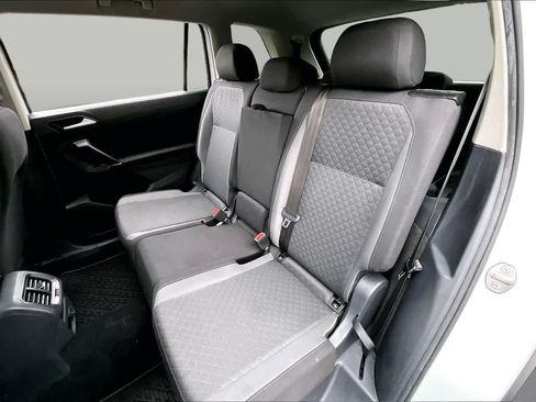 Used 2020 Volkswagen Tiguan S FWD image 21