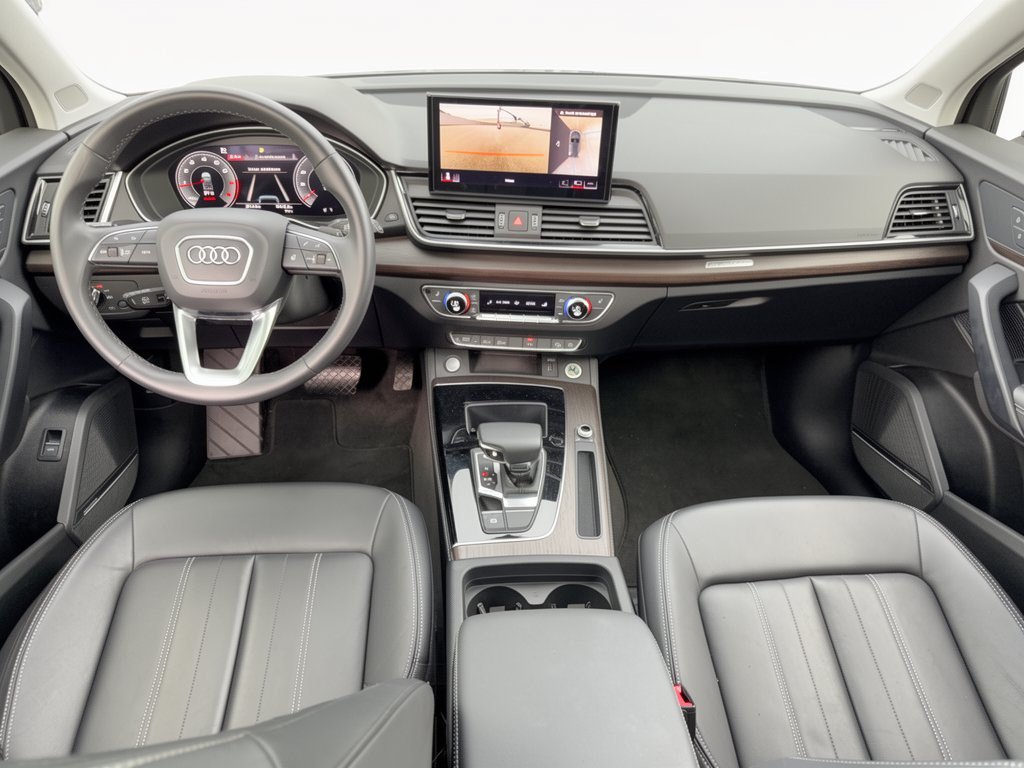 Used 2023 Audi Q5 2.0T Premium Plus w/ Premium Plus Package AWD/4WD image 17